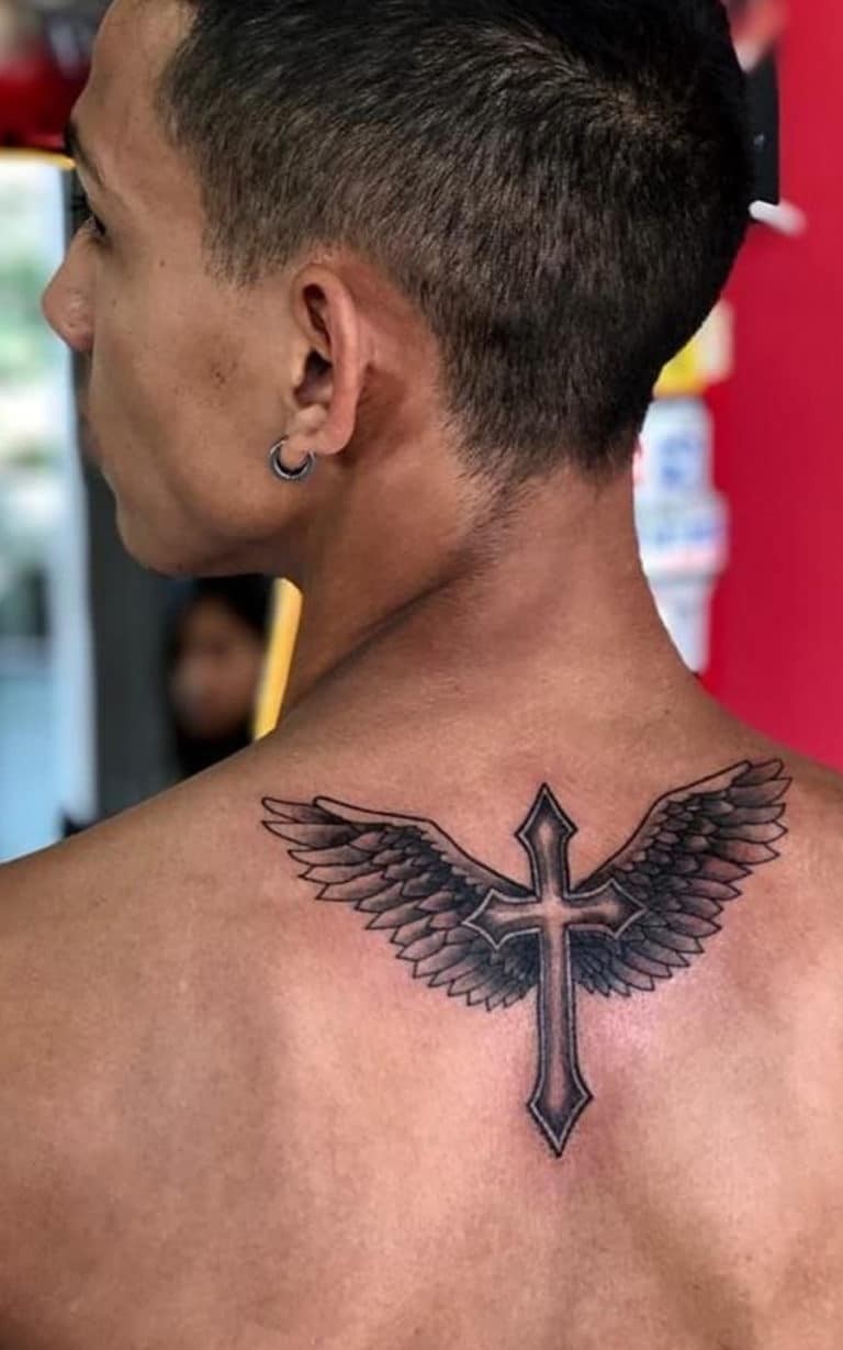 Tatouage homme sur le dos conseils, idées et inspirations Young Gent