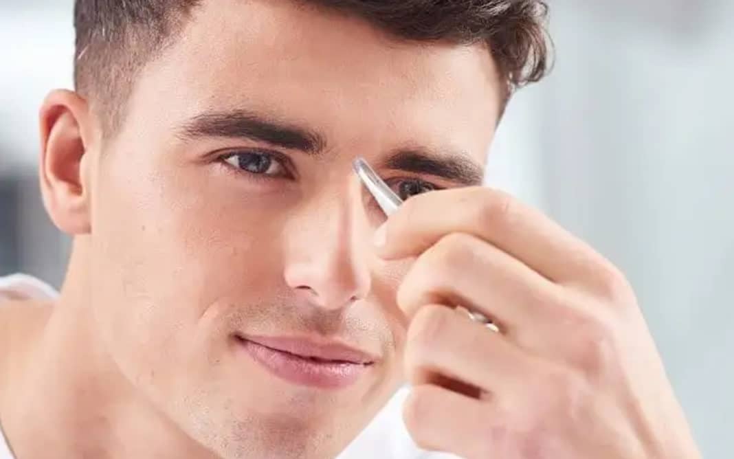 Épilation des sourcils pour homme conseils, techniques, astuces et prix Young Gent