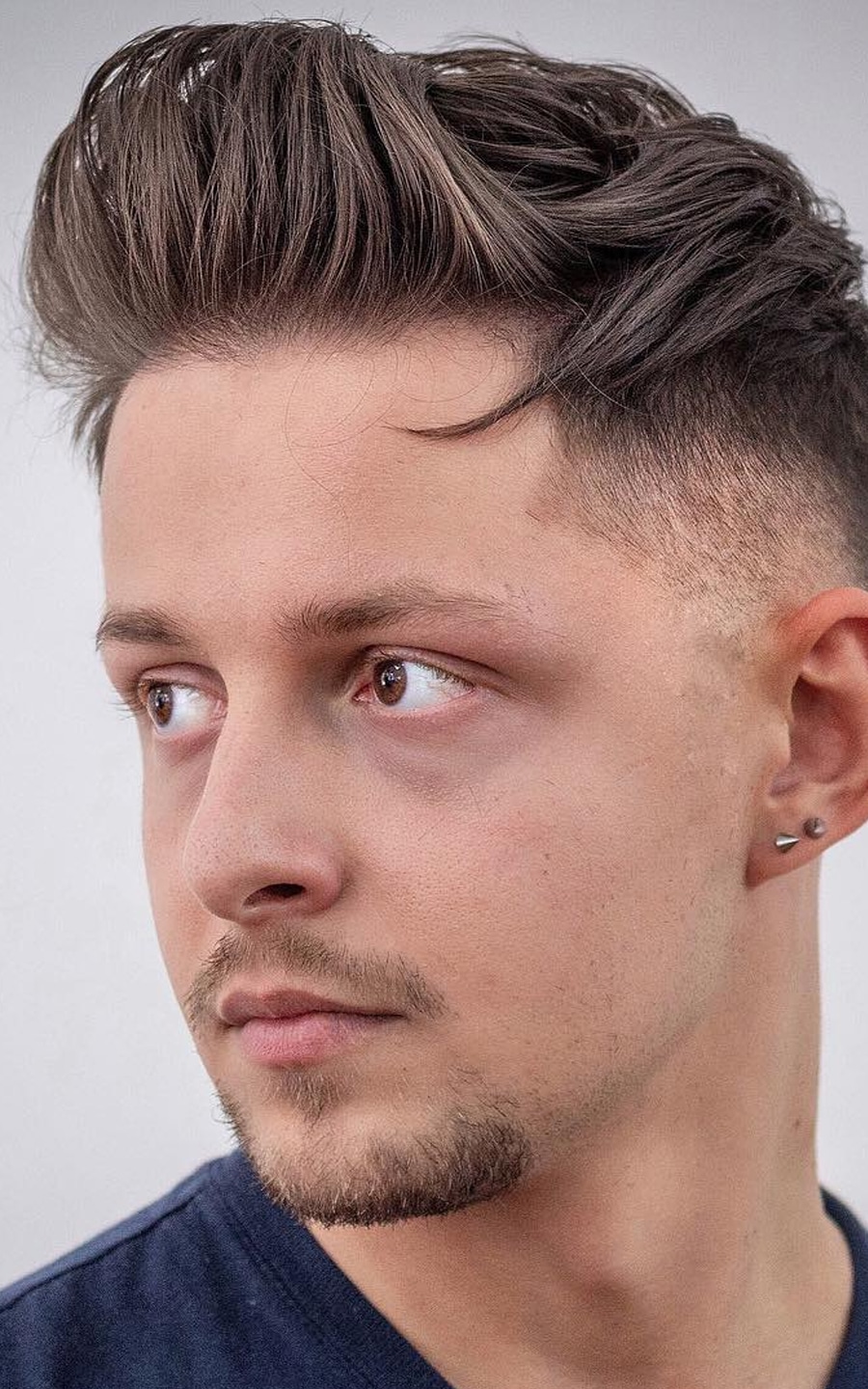Quiff haircut pour homme Comment la porter ? Idées et inspirations Young Gent