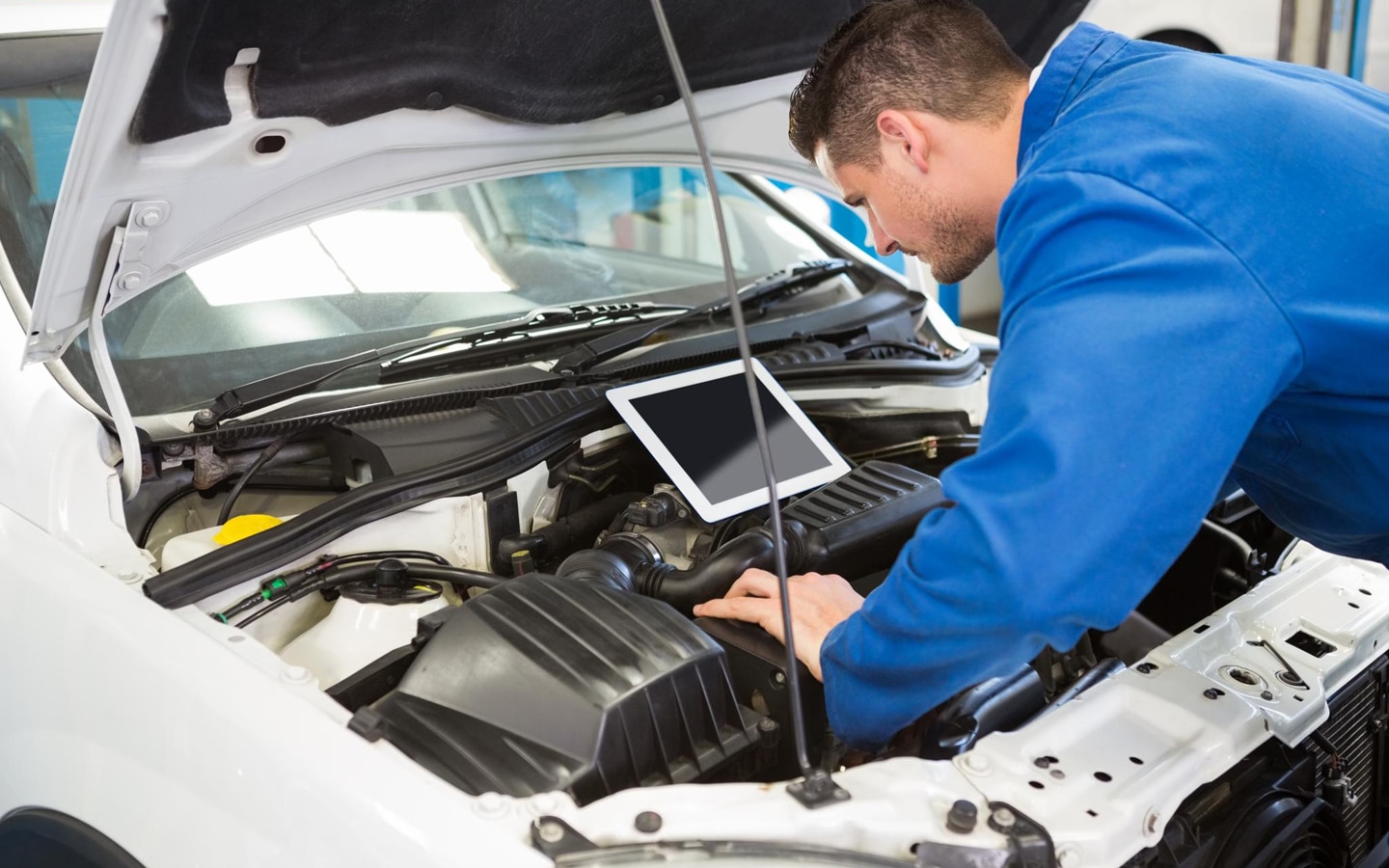 Reprogrammation moteur pour les jeunes conducteurs Avantages et inconvénients Young Gent